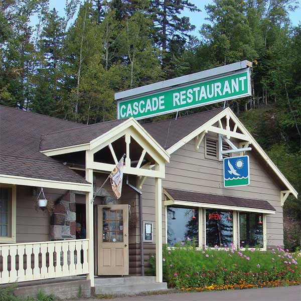 Pat Eliasen | Live at Cascade Restaurant & Pub