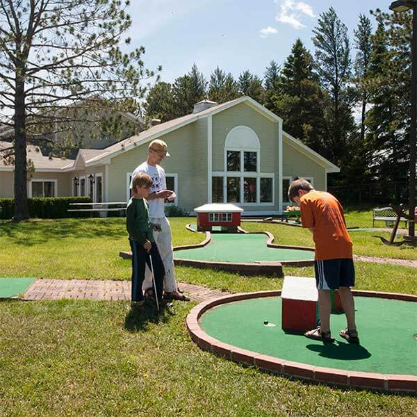 Two Harbors Resorts, Hotels & Motels; on/near Lake Superior